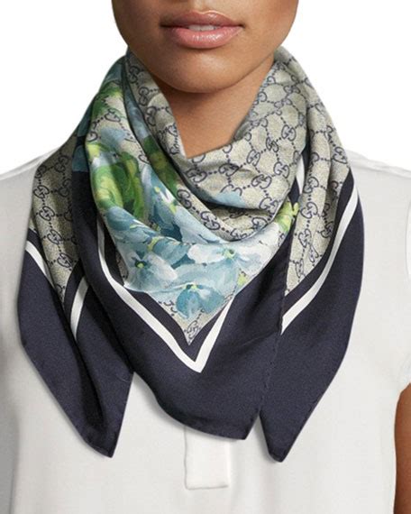 neiman marcus Gucci foulard